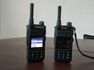 長距離通話好幫手，堪比手機？試用北峰公網對講機CM625S通訊設備